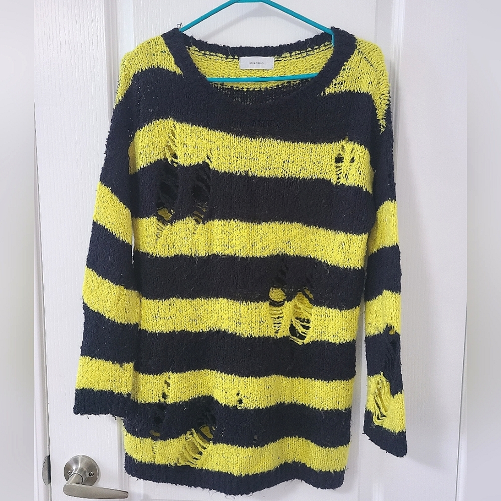 Knit sweater